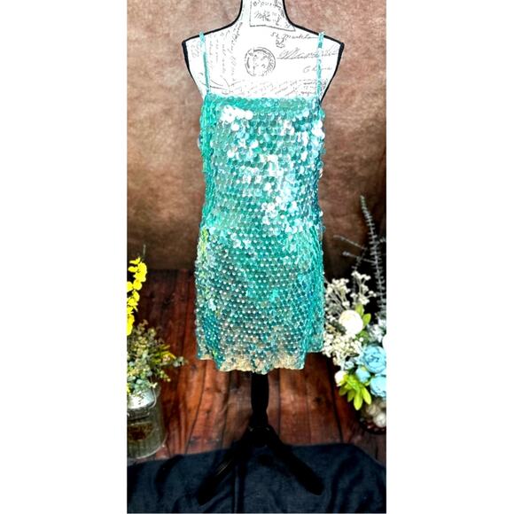 Mac Duggal Slim Strap Paillette Sequin Mini Dress Mint M - Picture 3 of 15